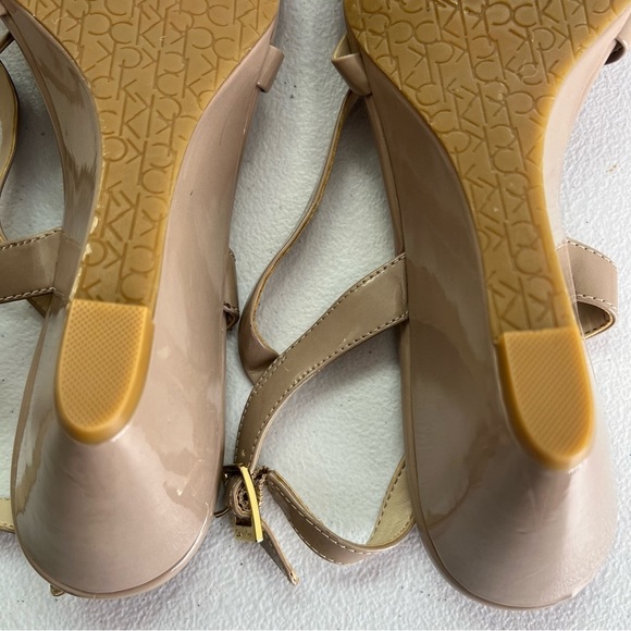 Calvin Klein Thea Strappy patent wedge size 10 - Picture 6 of 7